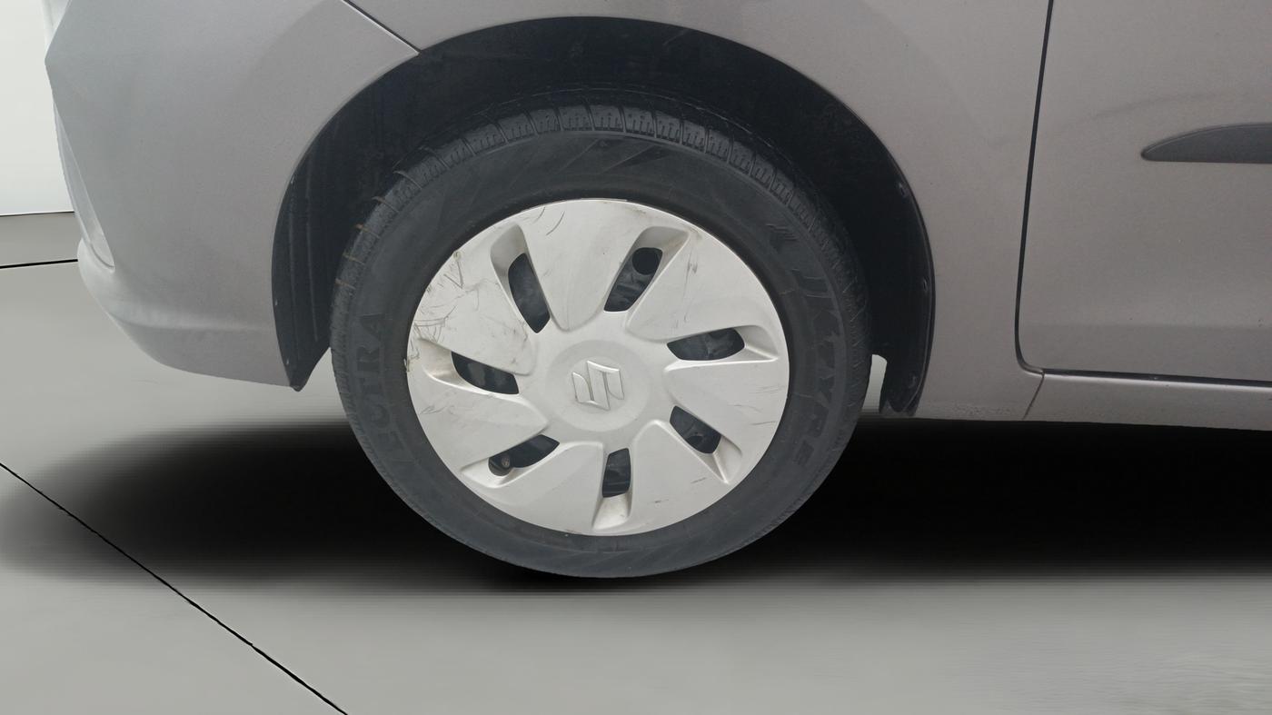 2019 Maruti Celerio VXI, Petrol, Manual, 22,711 km, Left Front Wheel