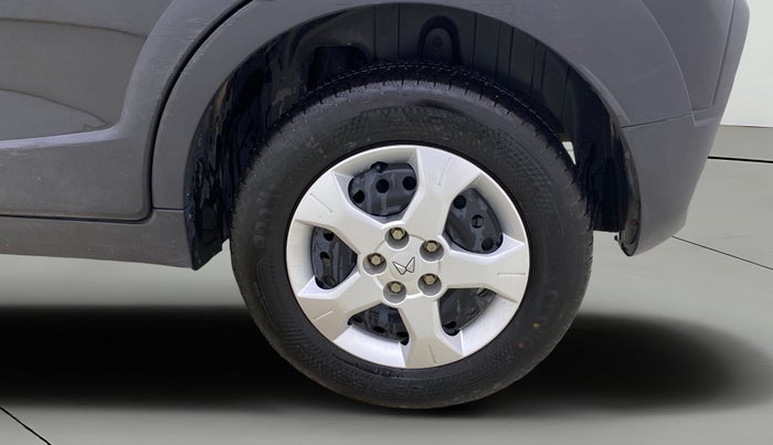 2025 Mahindra XUV 3XO MX2 Pro 1.2 L TCMPFi, Petrol, Manual, 8,725 km, Left Rear Wheel