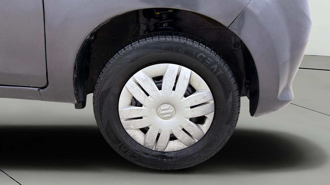 2013 Maruti Alto 800 LXI, Petrol, Manual, 21,150 km, Right Front Wheel