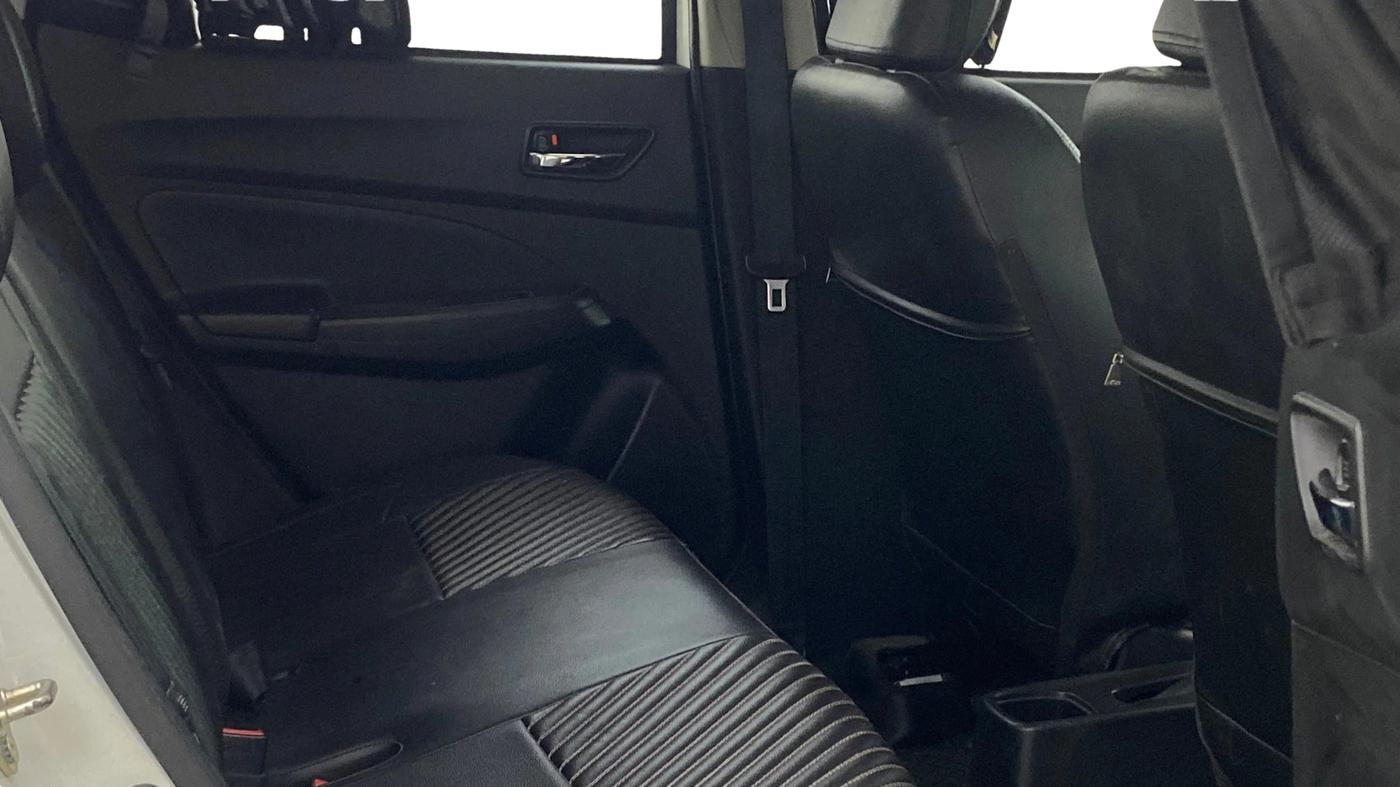 2020 Maruti Swift ZXI PLUS, Petrol, Manual, 21,069 km, Right Side Rear Door Cabin