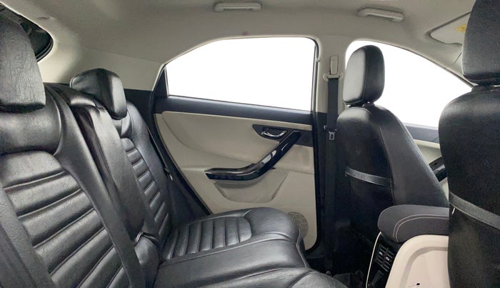 2022 Tata NEXON XZA PLUS DIESEL, Diesel, Automatic, 39,233 km, Right Side Rear Door Cabin