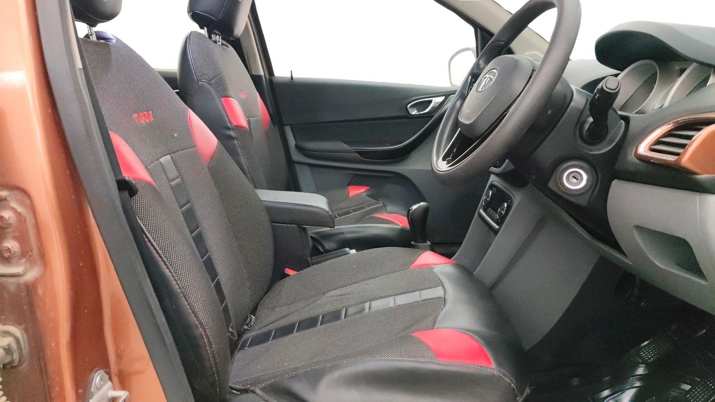 2017 Tata TIGOR XZ (O) PETROL, Petrol, Manual, 54,989 km, Right Side Front Door Cabin