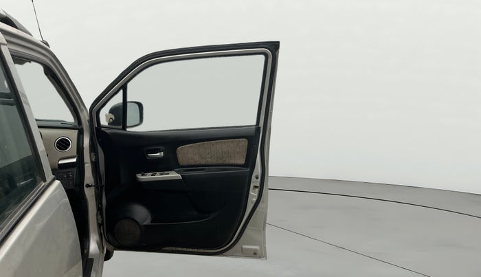 2016 Maruti Wagon R 1.0 VXI, Petrol, Manual, 57,591 km, RHS Front Door