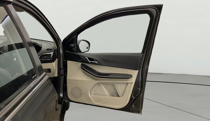 2022 Tata Tiago XZA PLUS PETROL, Petrol, Automatic, 22,189 km, RHS Front Door