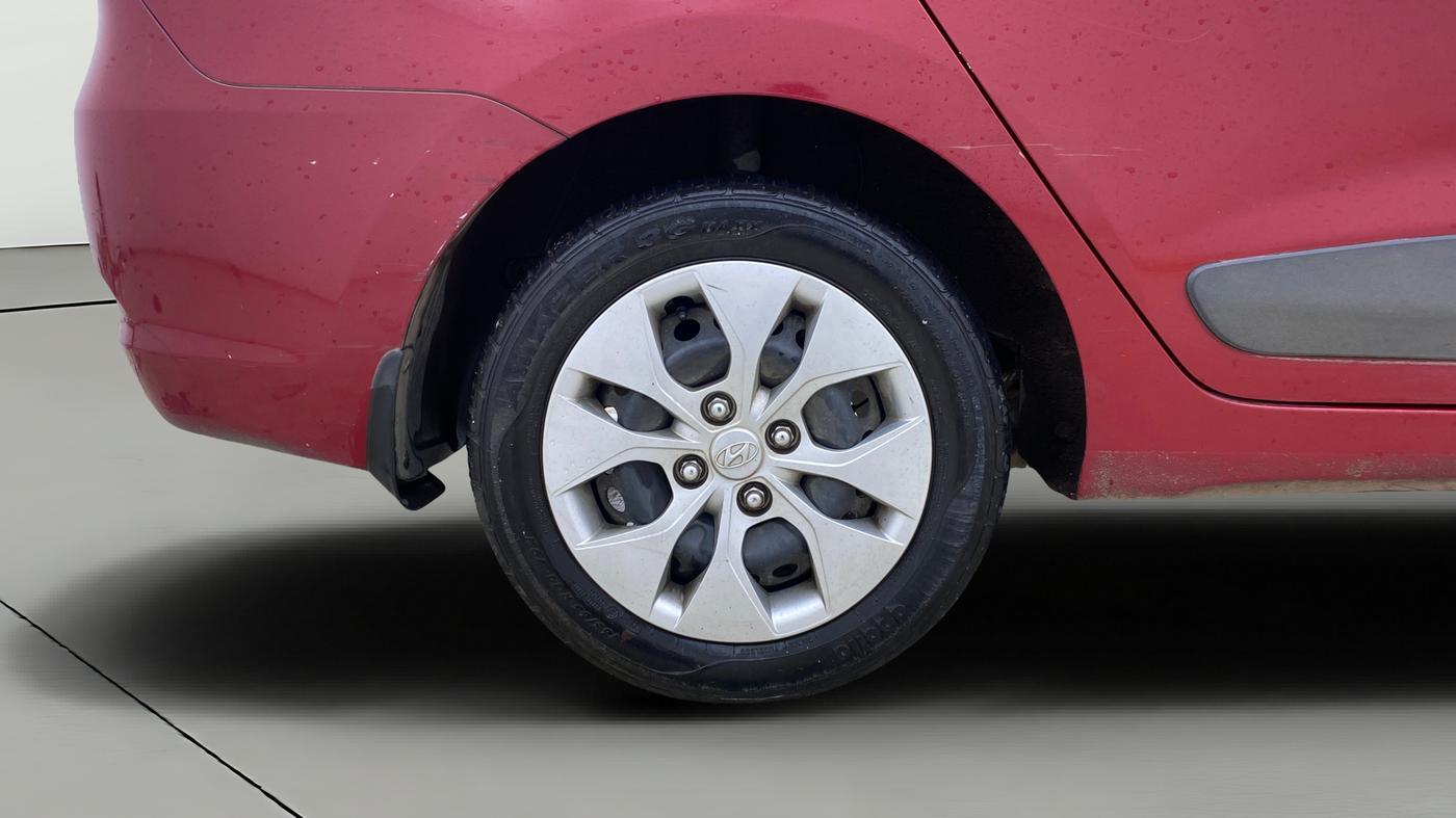 2015 Hyundai Xcent S 1.2, Petrol, Manual, 25,203 km, Right Rear Wheel