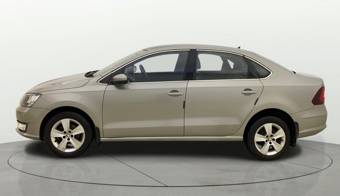 2017 Skoda Rapid AMBITION 1.6 MPI MT, Petrol, Manual, 84,228 km, Left Side