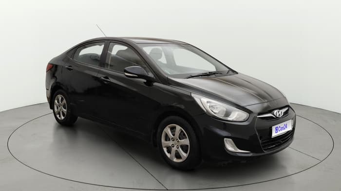 2013 Hyundai Verna FLUIDIC 1.6 CRDI EX, Diesel, Manual, 1,08,258 km, Right Front Diagonal