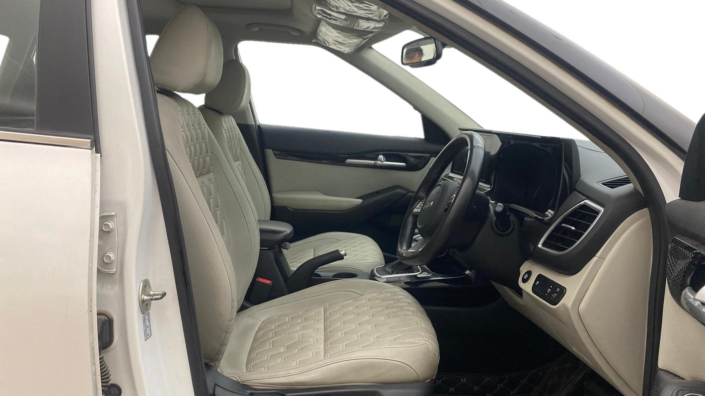 2021 KIA SELTOS HTX IVT 1.5 PETROL, Petrol, Automatic, 70,627 km, Right Side Front Door Cabin