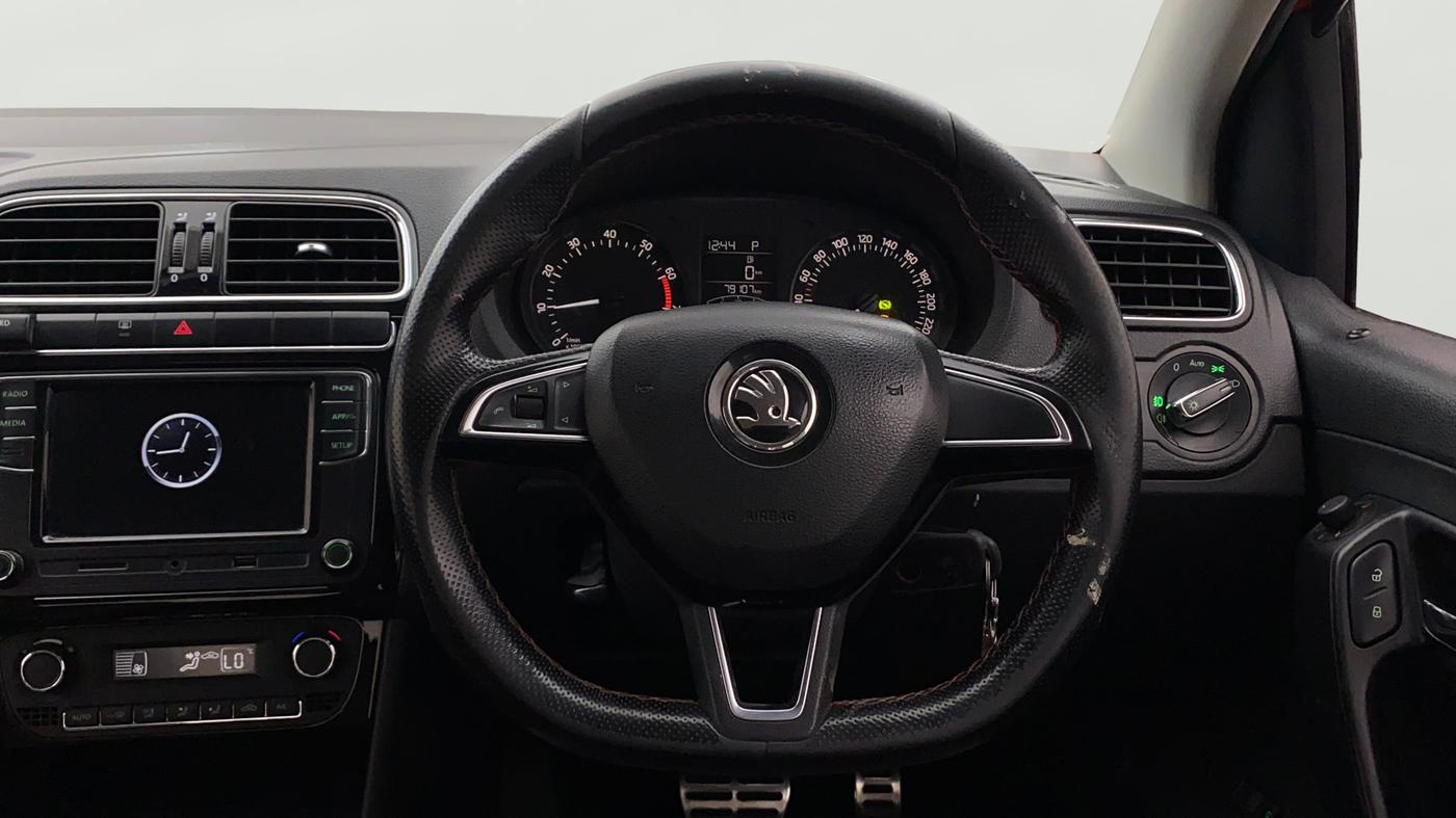 2019 Skoda Rapid STYLE 1.6 MPI AT, Petrol, Automatic, 79,104 km, Steering Wheel Close Up