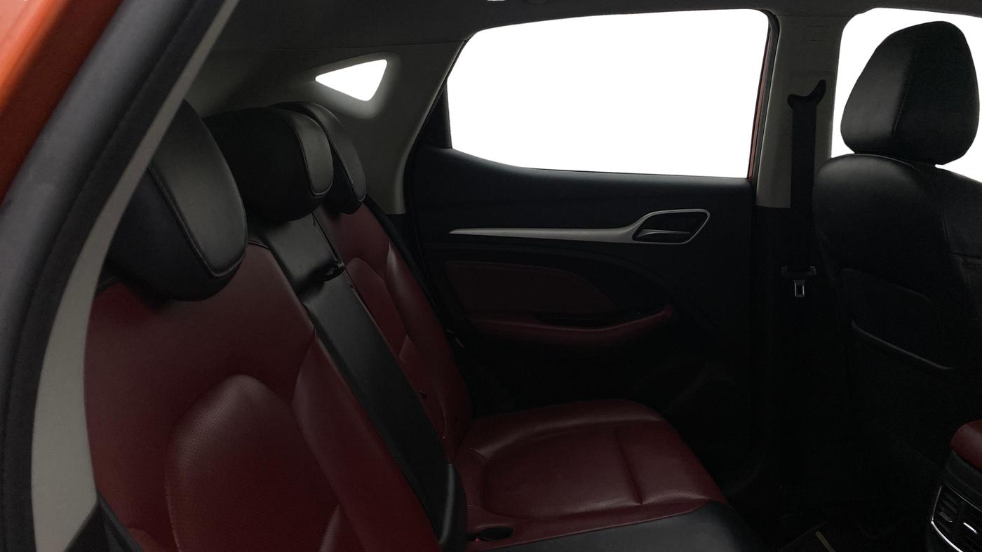 2021 MG ASTOR SAVVY 1.3 TURBO AT S RED, Petrol, Automatic, 27,023 km, Right Side Rear Door Cabin