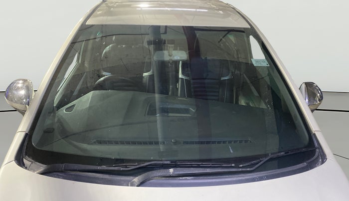 2018 Mahindra MARAZZO M6 8 STR, Diesel, Manual, 1,14,645 km, Front Windshield