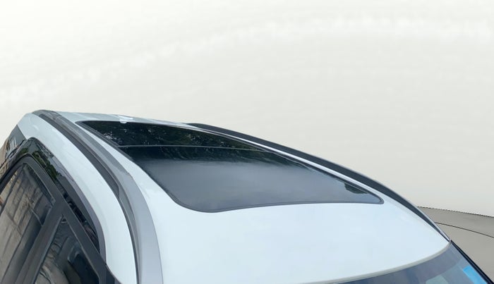 2023 Hyundai ALCAZAR 2.0 SIGNATURE (O) AT 7STR, Petrol, Automatic, 28,041 km, Roof