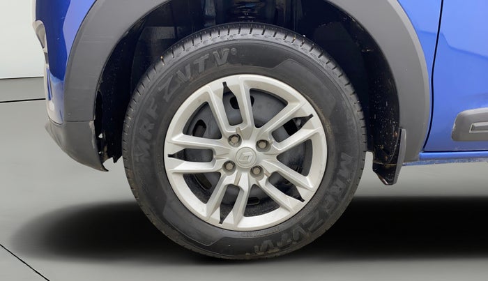 2022 Renault TRIBER RXT, Petrol, Manual, 21,671 km, Left Front Wheel