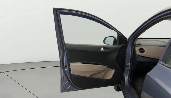 2014 Hyundai Xcent S 1.2, Petrol, Manual, 46,447 km, LHS Front Door