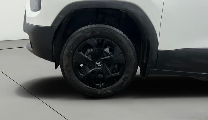 2022 Tata PUNCH ADVENTURE MT, Petrol, Manual, 23,927 km, Left Front Wheel