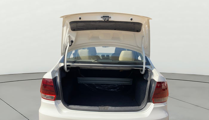 2017 Volkswagen Vento HIGHLINE PETROL AT, Petrol, Automatic, 86,755 km, Boot Door Open