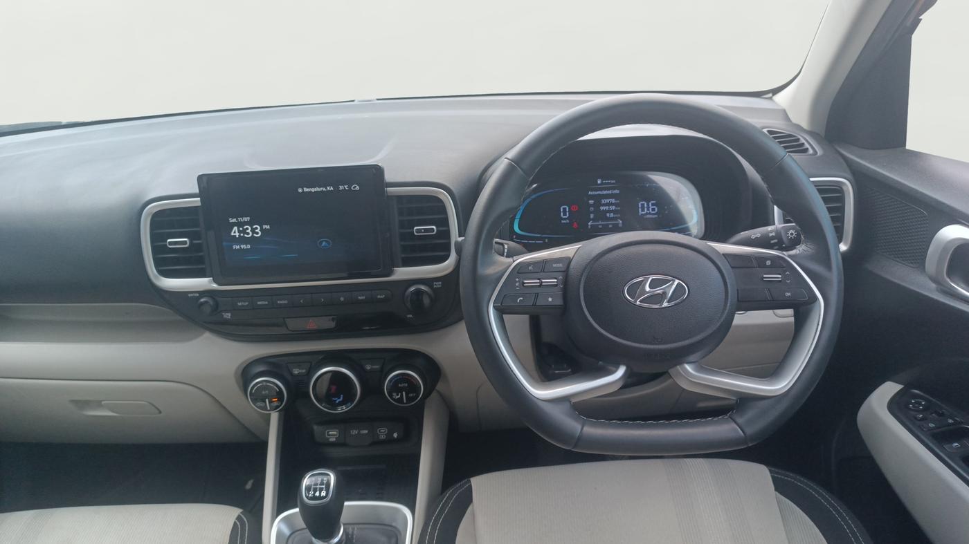 2022 Hyundai VENUE SX 1.2 PETROL, Petrol, Manual, 33,977 km, Steering Wheel Close Up