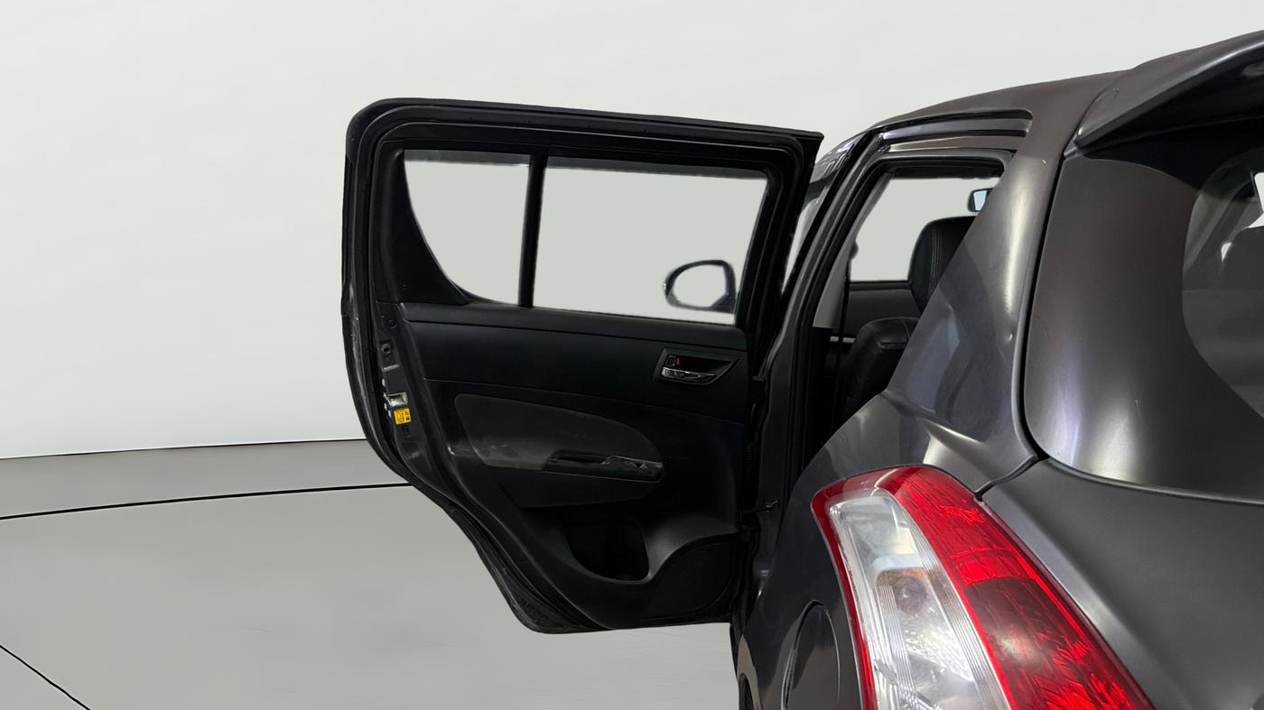 2016 Maruti Swift VXI O, Petrol, Manual, 79,152 km, LHS Rear Door