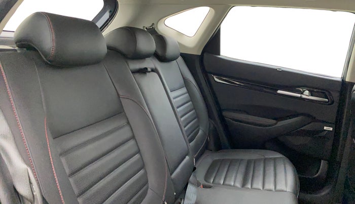 2022 KIA SELTOS GTX PLUS 1.4 PETROL, Petrol, Manual, 48,037 km, Right Side Rear Door Cabin