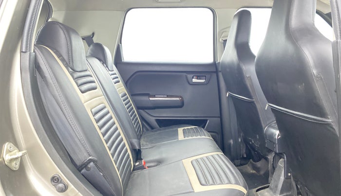 2022 Maruti New Wagon-R VXI CNG 1.0, CNG, Manual, 24,296 km, Right Side Rear Door Cabin