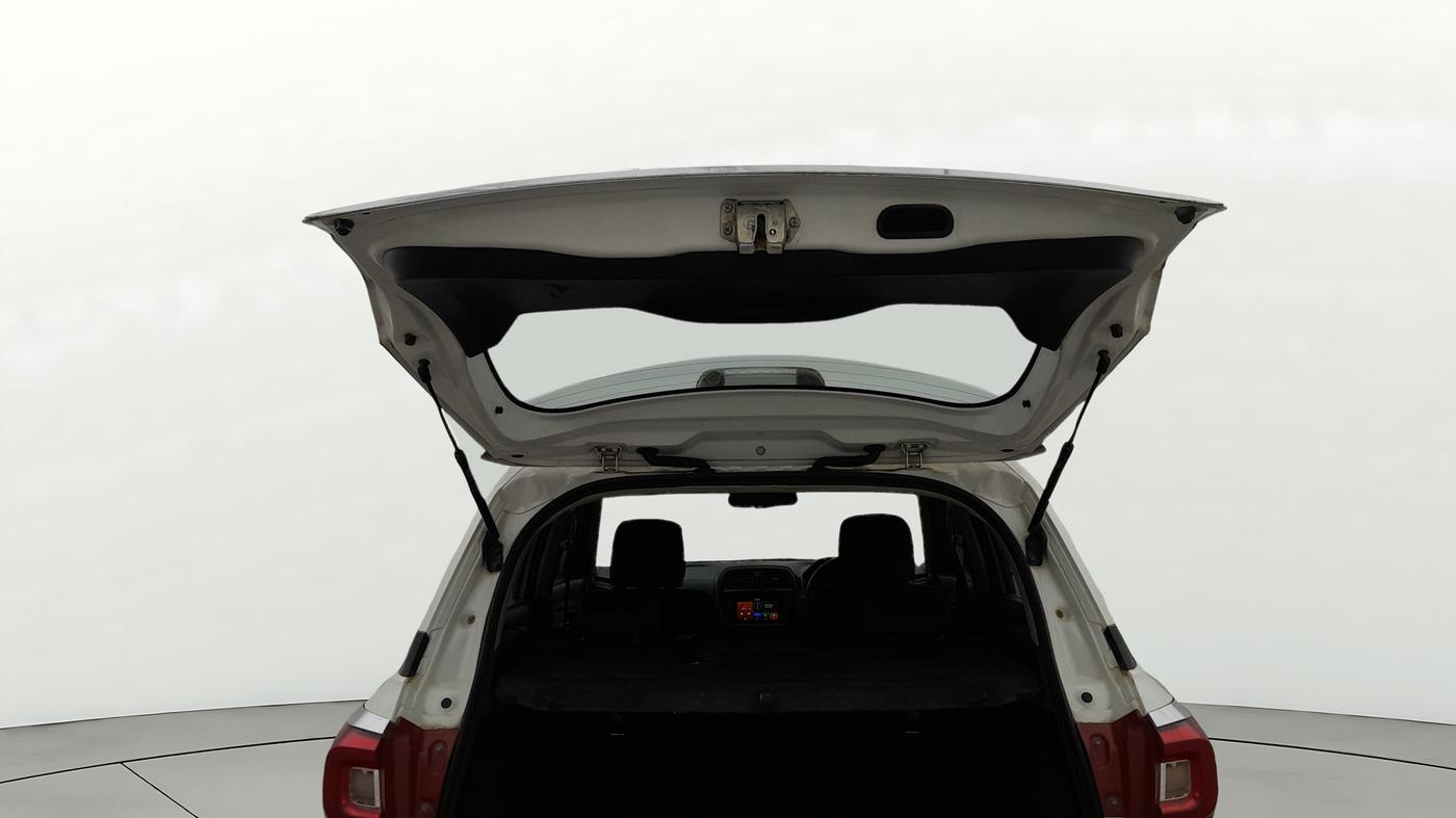 2021 Toyota URBAN CRUISER PREMIUM GRADE AT, Petrol, Automatic, 1,05,833 km, Boot Door Open