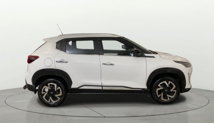 2021 Nissan MAGNITE XV PREMIUM TURBO CVT, Petrol, Automatic, 66,160 km, Right Side View