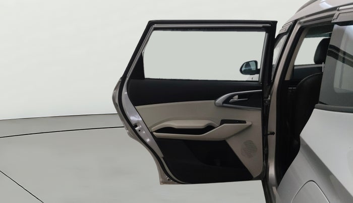 2023 KIA CARENS PREMIUM 1.5 PETROL 7 STR, Petrol, Manual, 16,676 km, LHS Rear Door