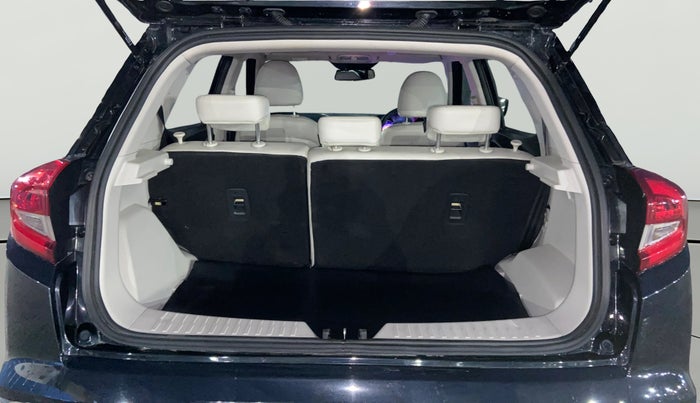 2024 Mahindra XUV300 W8 (O) 1.2 PETROL, Petrol, Manual, 31,207 km, Boot Open Zoomed View