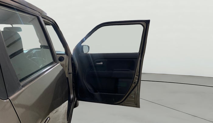 2022 Maruti New Wagon-R ZXI 1.2 AMT, Petrol, Automatic, 25,534 km, RHS Front Door