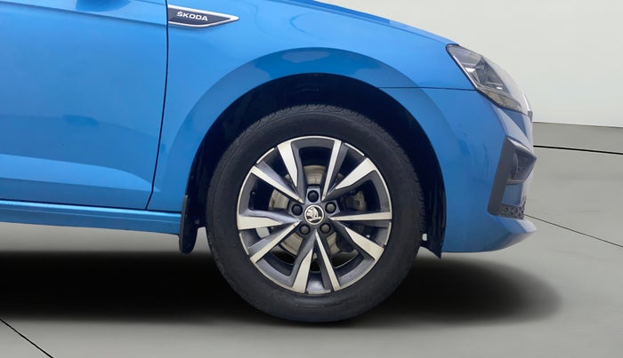 2022 Skoda SLAVIA STYLE 1.0L TSI AT, Petrol, Automatic, 17,567 km, Right Front Wheel