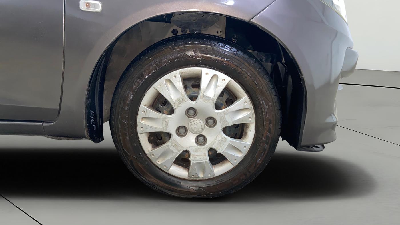 2015 Honda Amaze 1.2L I-VTEC S, Petrol, Manual, 89,918 km, Right Front Wheel