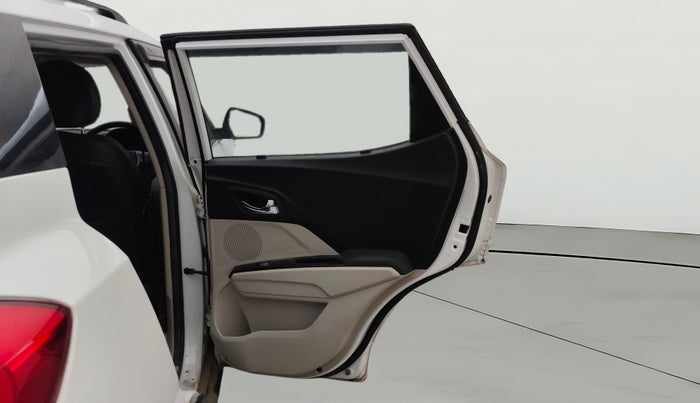 2024 Mahindra XUV300 W8 1.2 PETROL, Petrol, Manual, 29,360 km, RHS Rear Door