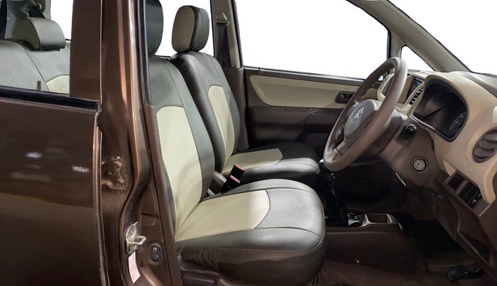 2012 Maruti Zen Estilo LXI, Petrol, Manual, 39,473 km, Right Side Front Door Cabin