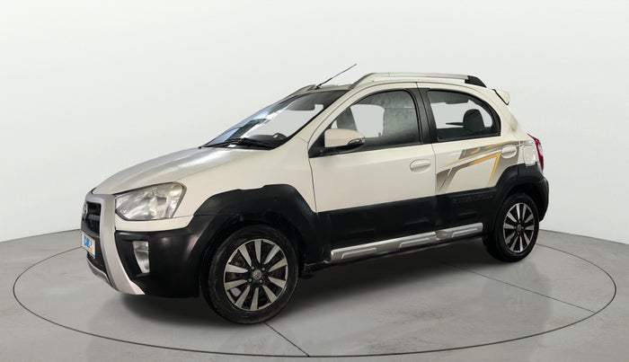 2014 Toyota Etios CROSS 1.2 G, Petrol, Manual, 63,797 km, Left Front Diagonal