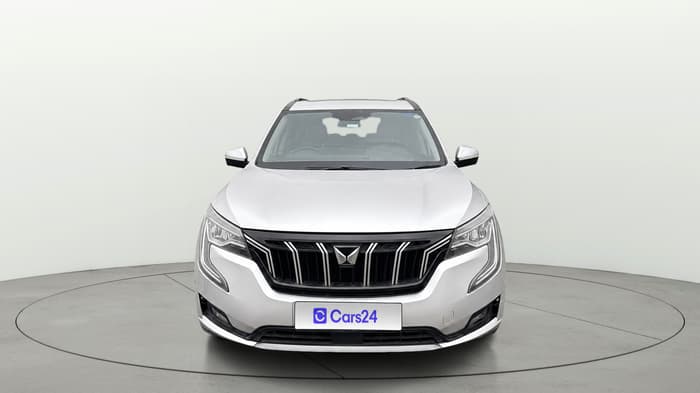 2022 Mahindra XUV700 AX 7 P AT 7 STR, Petrol, Automatic, 56,159 km, Front