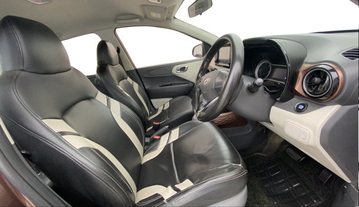 2020 Hyundai AURA SX PLUS 1.2 AMT CRDI, Diesel, Automatic, 97,609 km, Right Side Front Door Cabin