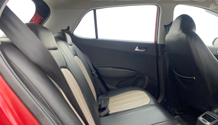 2018 Hyundai Grand i10 SPORTZ 1.2 KAPPA VTVT DUAL TONE, Petrol, Manual, 36,888 km, Right Side Rear Door Cabin