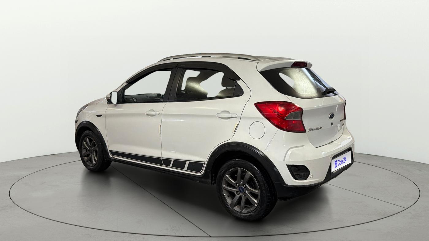 2018 Ford FREESTYLE TITANIUM 1.5 DIESEL, Diesel, Manual, 1,10,017 km, Left Back Diagonal