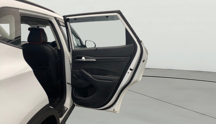 2022 KIA SELTOS HTK PLUS 1.5, Petrol, Manual, 25,876 km, RHS Rear Door