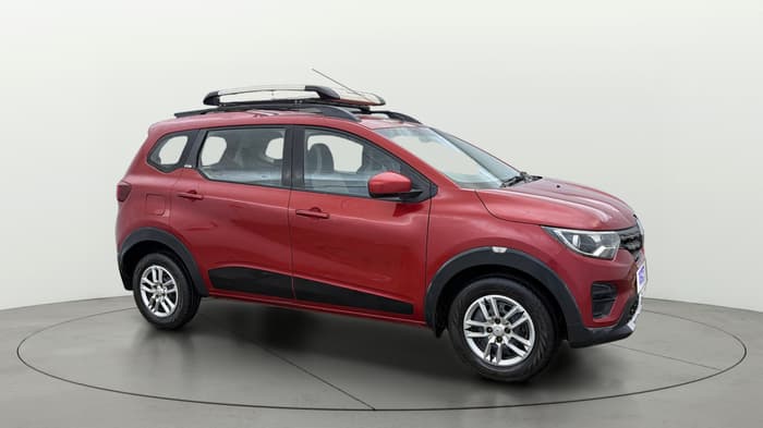 2019 Renault TRIBER RXT, Petrol, Manual, 69,408 km, Right Front Diagonal