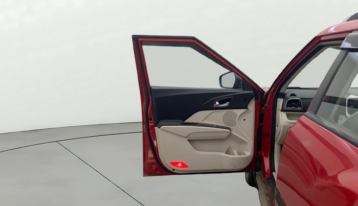 2019 Mahindra XUV300 W8 (O) 1.2 PETROL, Petrol, Manual, 41,851 km, LHS Front Door