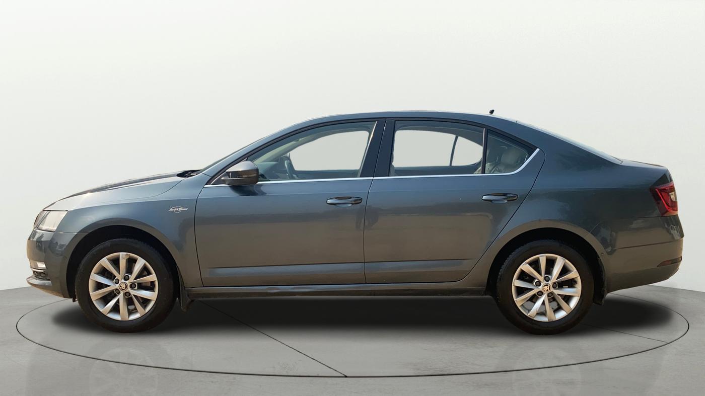 2018 Skoda Octavia 2.0 TDI L&K AT, Diesel, Automatic, 1,47,932 km, Left Side