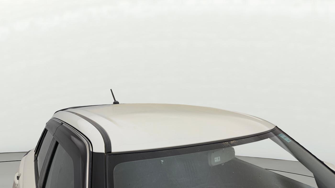 2024 Maruti Swift VXi (O) AMT, Petrol, Automatic, 31,518 km, Roof