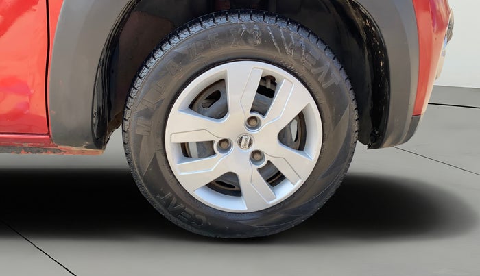 2019 Renault Kwid RXT 1.0 AMT (O), Petrol, Automatic, 95,870 km, Right Front Wheel