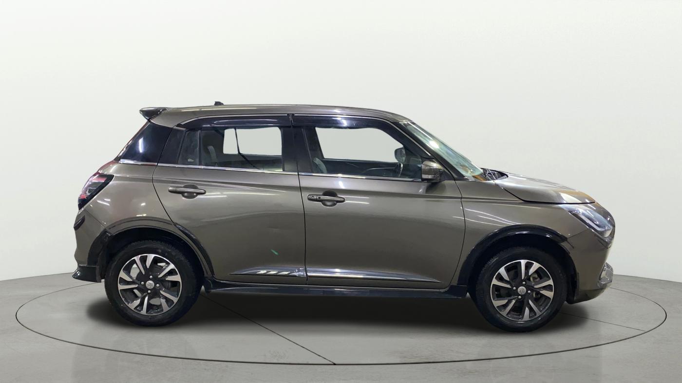 2024 Maruti Swift ZXI PLUS, Petrol, Manual, 30,125 km, Right Side View