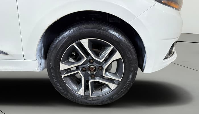 2018 Tata Tiago XZ PLUS PETROL, Petrol, Manual, 48,065 km, Right Front Wheel
