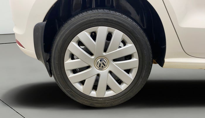 2017 Volkswagen Polo COMFORTLINE 1.2L, Petrol, Manual, 82,094 km, Right Rear Wheel