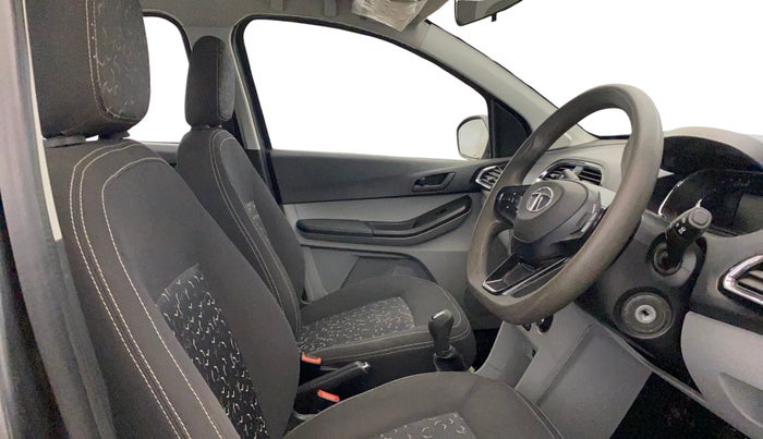 2022 Tata Tiago XT PETROL, Petrol, Manual, 45,865 km, Right Side Front Door Cabin