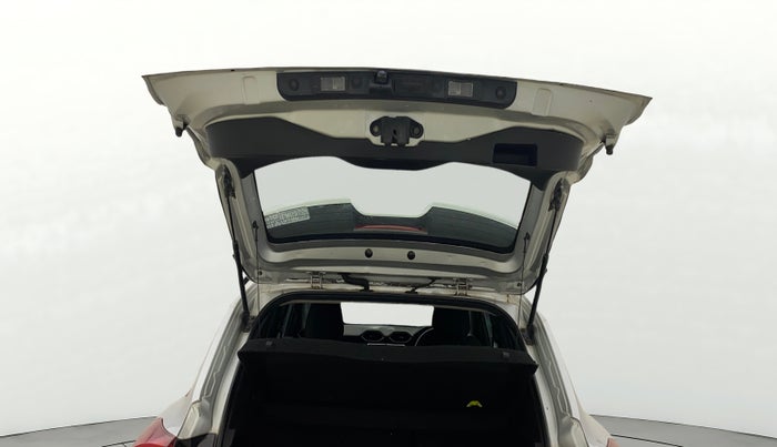 2021 Nissan MAGNITE XV PREMIUM TURBO (O), Petrol, Manual, 86,442 km, Boot Door Open