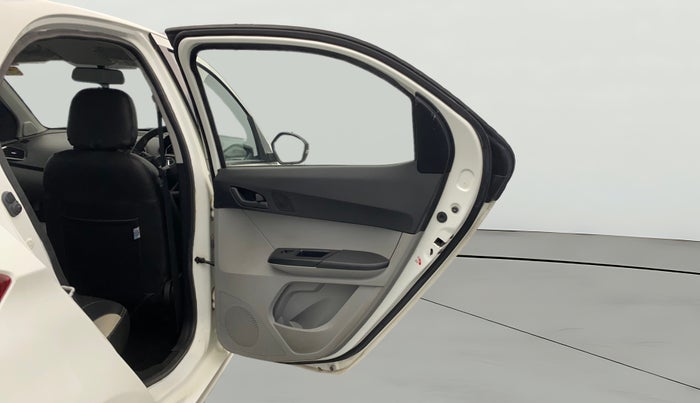 2023 Tata Tiago XT PETROL, Petrol, Manual, 26,861 km, RHS Rear Door